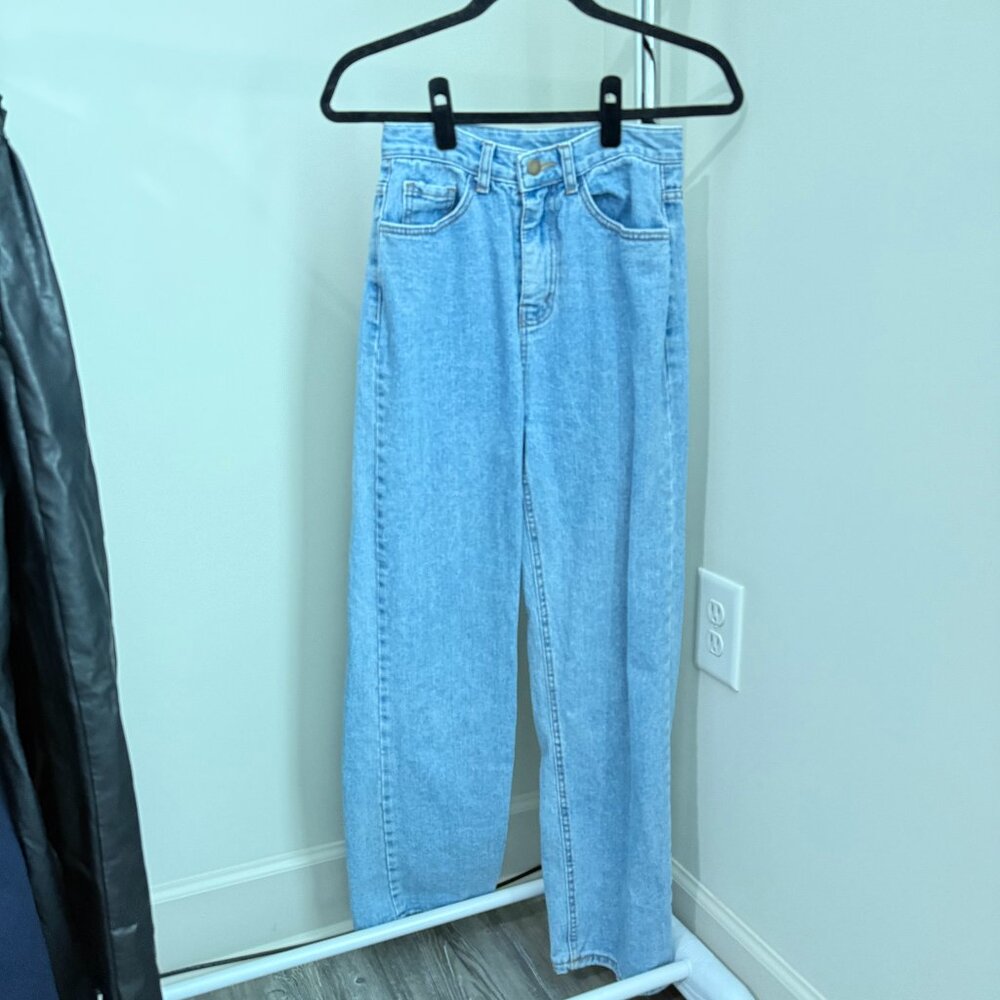 Light Wash Jeans